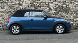 2021 (21) MINI CONVERTIBLE 1.5 Cooper Classic 2dr Auto 5085133
