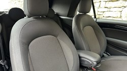 2021 (21) MINI CONVERTIBLE 1.5 Cooper Classic 2dr Auto 5085138