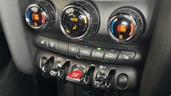 2021 (21) MINI CONVERTIBLE 1.5 Cooper Classic 2dr Auto 5085148