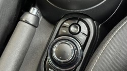 2021 (21) MINI CONVERTIBLE 1.5 Cooper Classic 2dr Auto 5085145