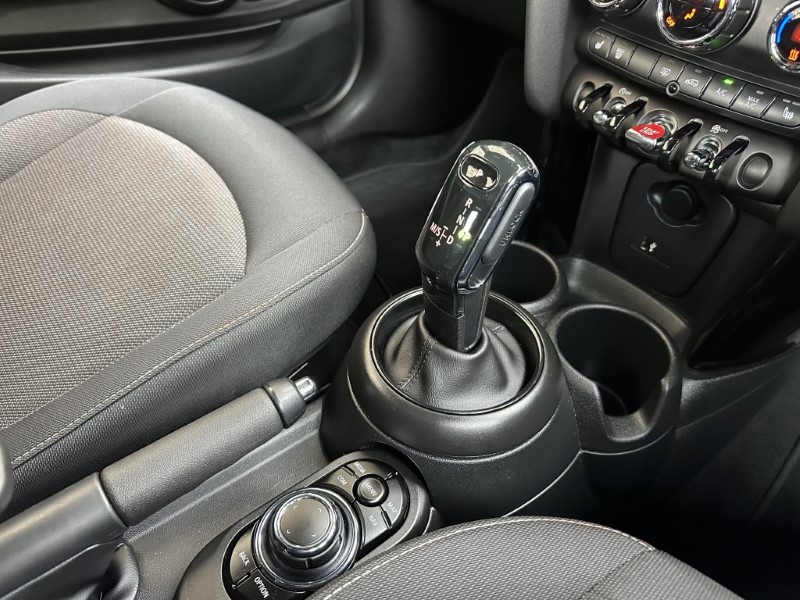 2021 (21) MINI CONVERTIBLE 1.5 Cooper Classic 2dr Auto 5085144