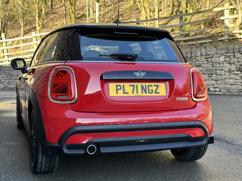 2022 (71) MINI HATCHBACK 1.5 Cooper Classic 3dr 5125516