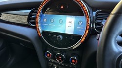 2022 (71) MINI HATCHBACK 1.5 Cooper Classic 3dr 5125564