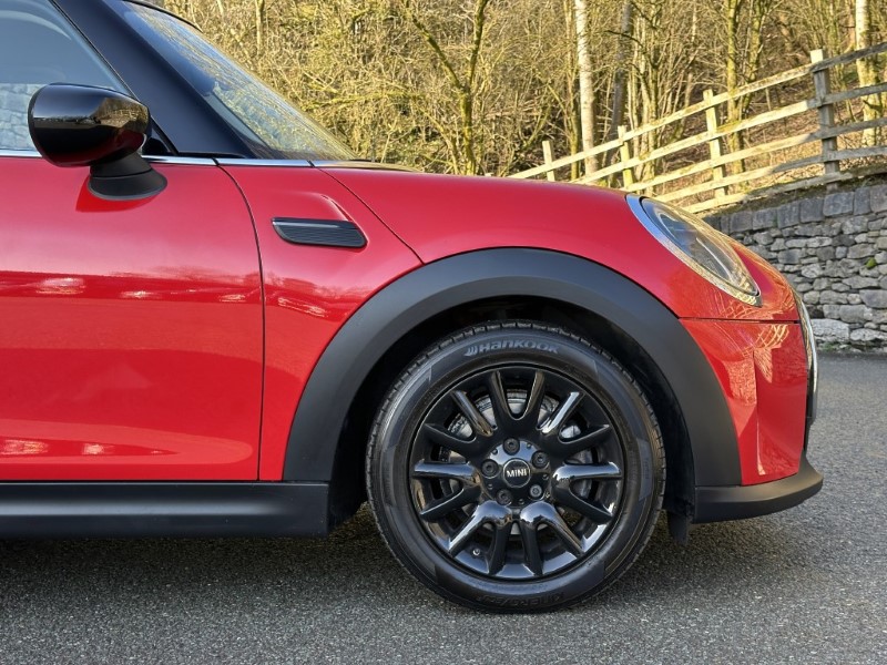 2022 (71) MINI HATCHBACK 1.5 Cooper Classic 3dr 5125572
