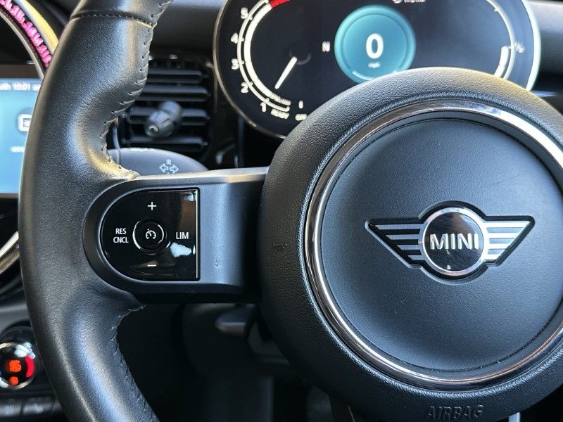 2022 (71) MINI HATCHBACK 1.5 Cooper Classic 3dr 5125536