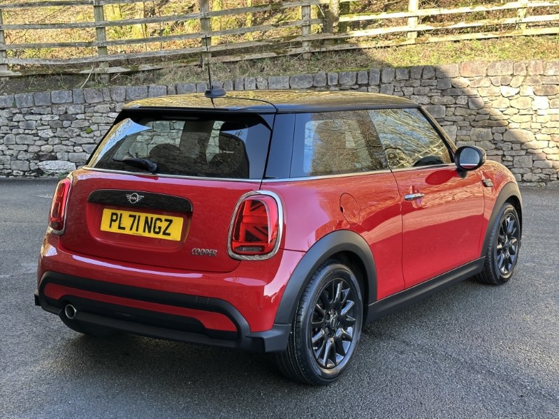 2022 (71) MINI HATCHBACK 1.5 Cooper Classic 3dr 5125575
