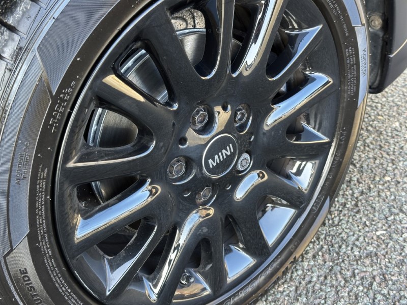2022 (71) MINI HATCHBACK 1.5 Cooper Classic 3dr 5125574