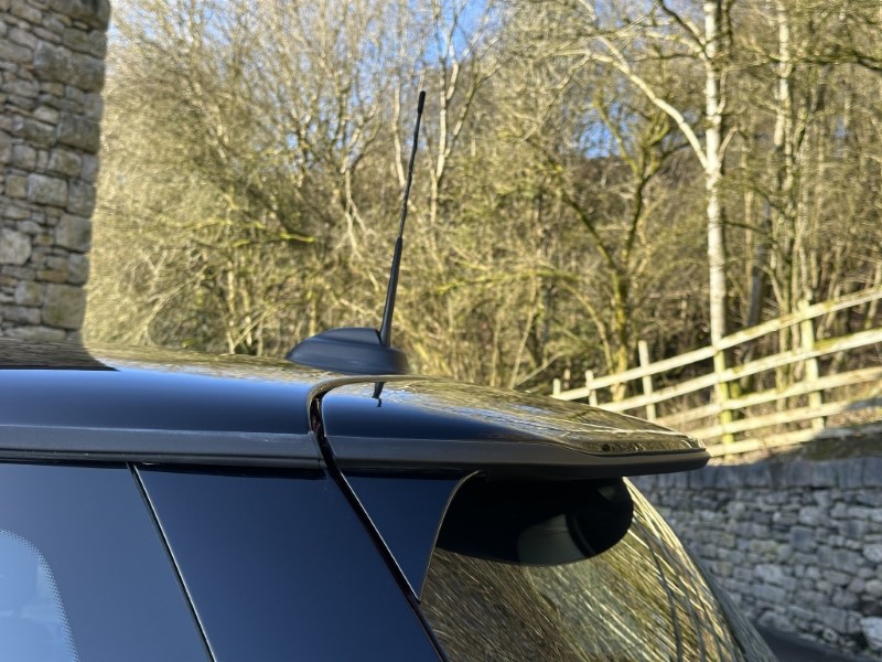 2022 (71) MINI HATCHBACK 1.5 Cooper Classic 3dr 5125561