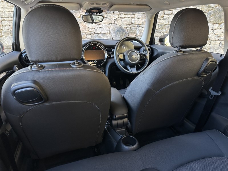 2022 (71) MINI HATCHBACK 1.5 Cooper Classic 3dr 5125557