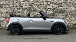 2024 (24) MINI CONVERTIBLE 2.0 Cooper S Classic Premium 2dr Auto 5100017