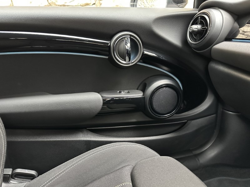 2024 (24) MINI CONVERTIBLE 2.0 Cooper S Classic Premium 2dr Auto 5099965