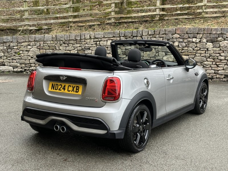 2024 (24) MINI CONVERTIBLE 2.0 Cooper S Classic Premium 2dr Auto 5100013