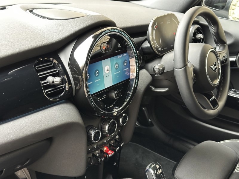 2024 (24) MINI CONVERTIBLE 2.0 Cooper S Classic Premium 2dr Auto 5099978