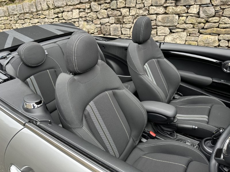 2024 (24) MINI CONVERTIBLE 2.0 Cooper S Classic Premium 2dr Auto 5100020