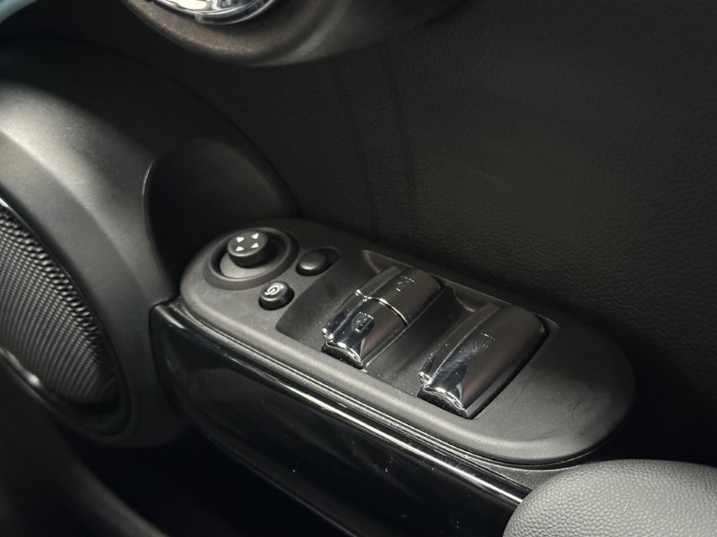 2024 (24) MINI CONVERTIBLE 2.0 Cooper S Classic Premium 2dr Auto 5099966