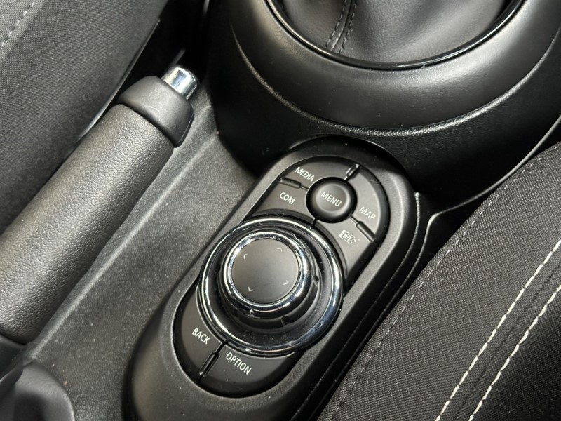 2024 (24) MINI CONVERTIBLE 2.0 Cooper S Classic Premium 2dr Auto 5099962