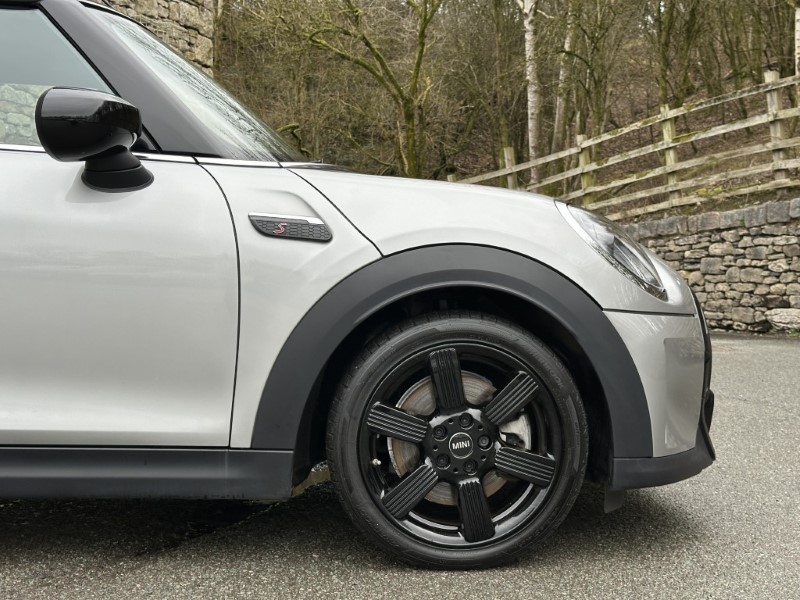 2024 (24) MINI CONVERTIBLE 2.0 Cooper S Classic Premium 2dr Auto 5100008