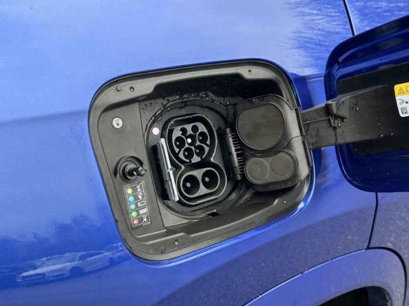 2025 (25) BMW iX1 150kW eDrive20 M Sport 65kWh 5dr Auto 5098526