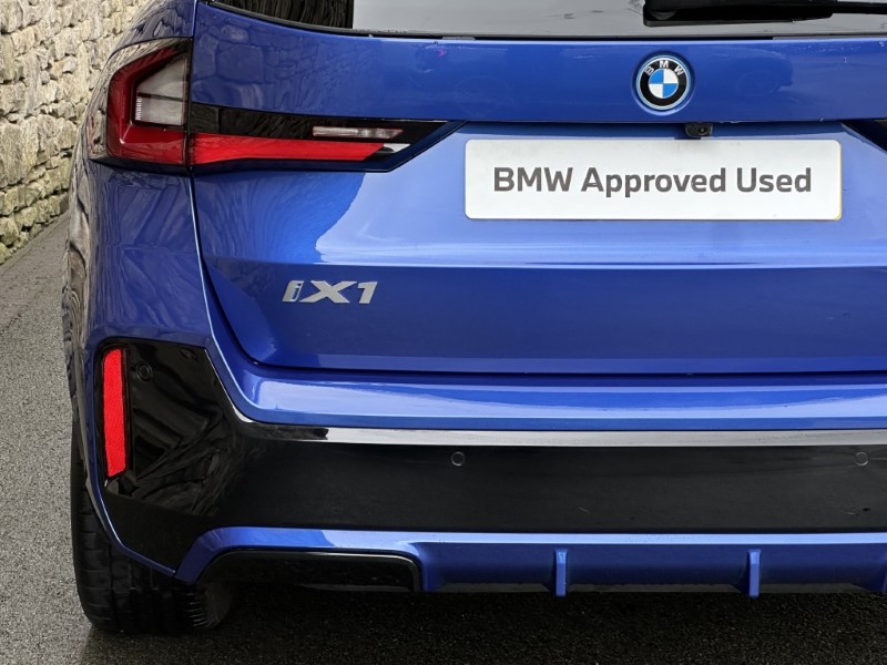 2025 (25) BMW iX1 150kW eDrive20 M Sport 65kWh 5dr Auto 5098463