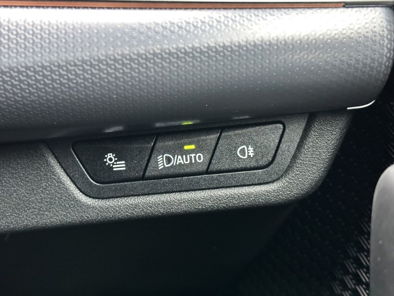 2025 (25) BMW iX1 150kW eDrive20 M Sport 65kWh 5dr Auto 5098483