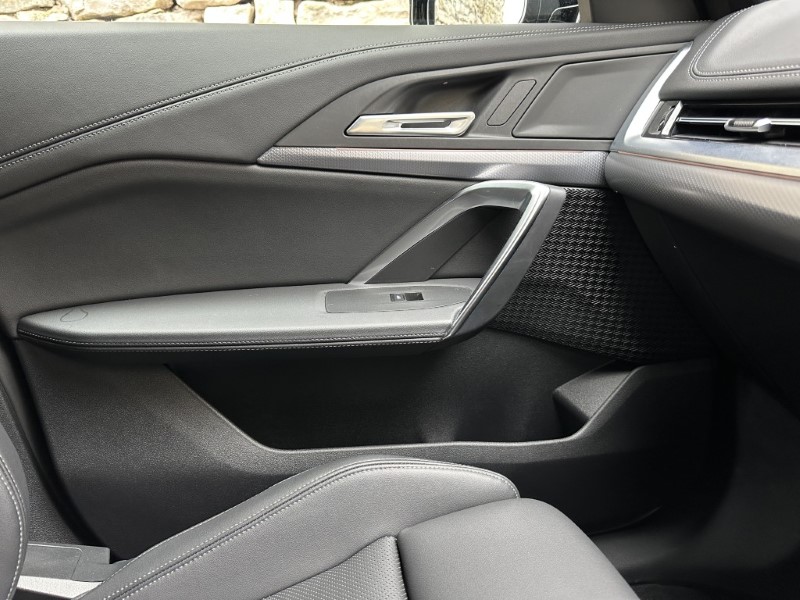 2025 (25) BMW iX1 150kW eDrive20 M Sport 65kWh 5dr Auto 5098480