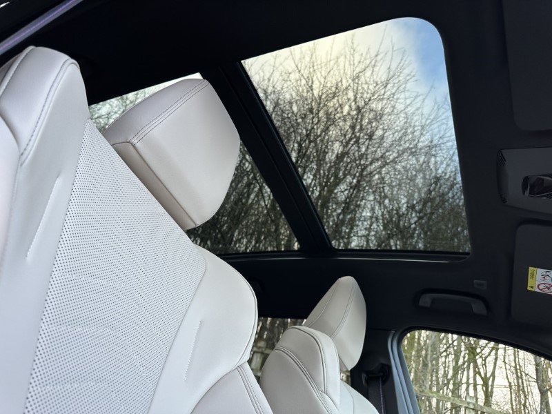 2024 (74) BMW iX1 230kW xDrive30 M Sport 65kWh 5dr Auto 5095923