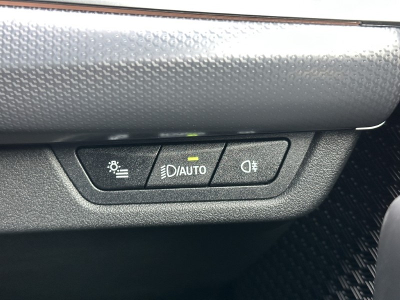 2025 (25) BMW iX1 150kW eDrive20 M Sport 65kWh 5dr Auto 5103494