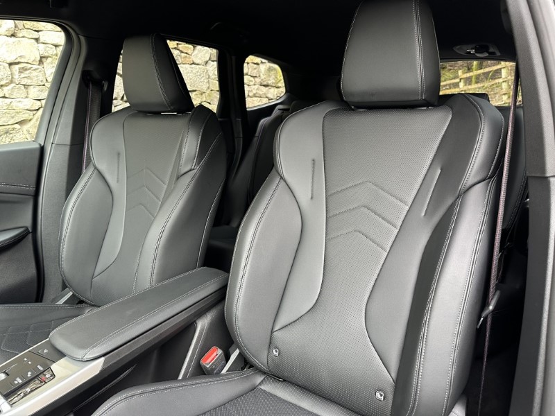 2025 (25) BMW iX1 150kW eDrive20 M Sport 65kWh 5dr Auto 5103507