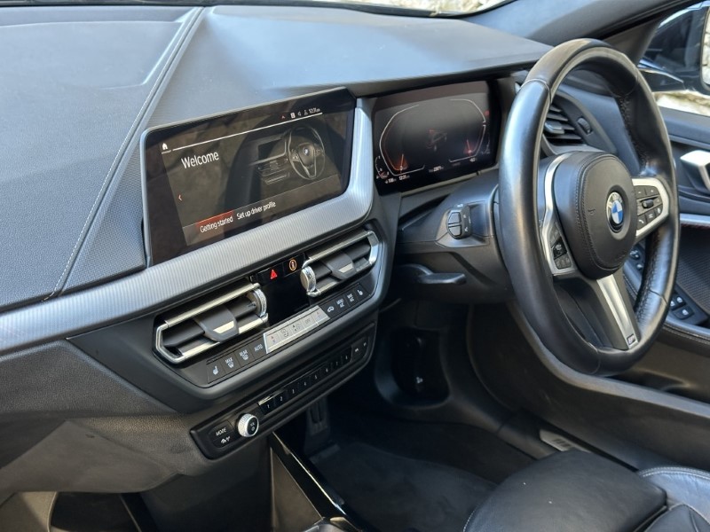 2023 (23) BMW 1 SERIES 118i M Sport 5dr 5126751