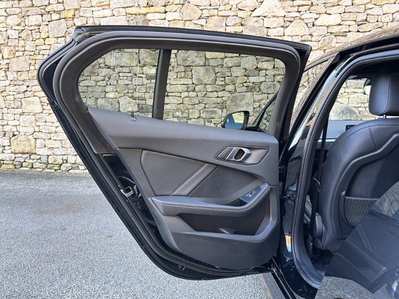 2023 (23) BMW 1 SERIES 118i M Sport 5dr 5126760