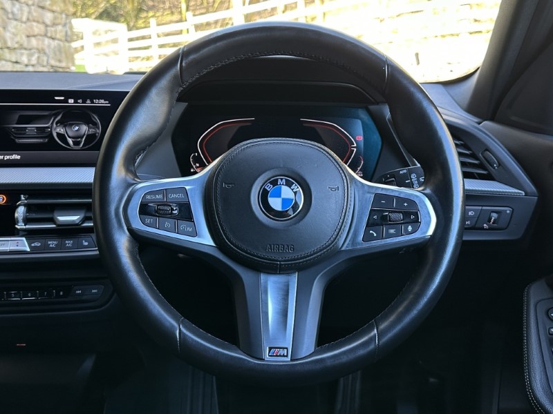 2023 (23) BMW 1 SERIES 118i M Sport 5dr 5126733