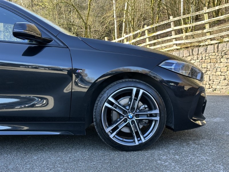 2023 (23) BMW 1 SERIES 118i M Sport 5dr 5126782