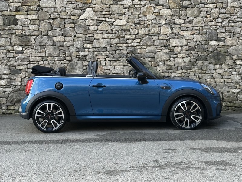 2022 (22) MINI CONVERTIBLE 2.0 Cooper S Sport 2dr 5141132