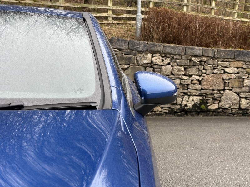 2023 (73) MERCEDES-BENZ A CLASS A200 AMG Line Executive 5dr Auto 5107438