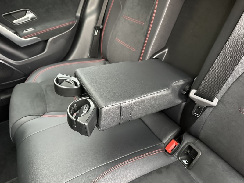 2022 (72) MERCEDES-BENZ A CLASS A180 AMG Line Premium Plus Night Edition 4dr Auto 5146622