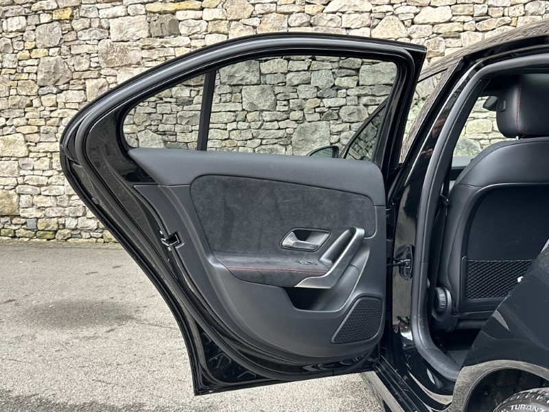 2022 (72) MERCEDES-BENZ A CLASS A180 AMG Line Premium Plus Night Edition 4dr Auto 5146619