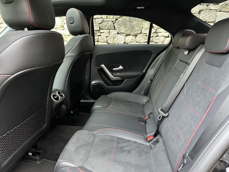 2022 (72) MERCEDES-BENZ A CLASS A180 AMG Line Premium Plus Night Edition 4dr Auto 5146607