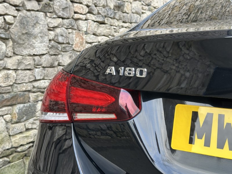 2022 (72) MERCEDES-BENZ A CLASS A180 AMG Line Premium Plus Night Edition 4dr Auto 5146580