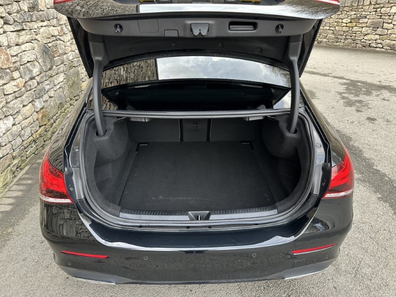 2022 (72) MERCEDES-BENZ A CLASS A180 AMG Line Premium Plus Night Edition 4dr Auto 5146581