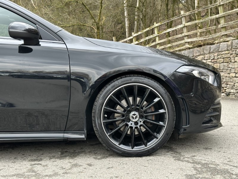 2022 (72) MERCEDES-BENZ A CLASS A180 AMG Line Premium Plus Night Edition 4dr Auto 5146639