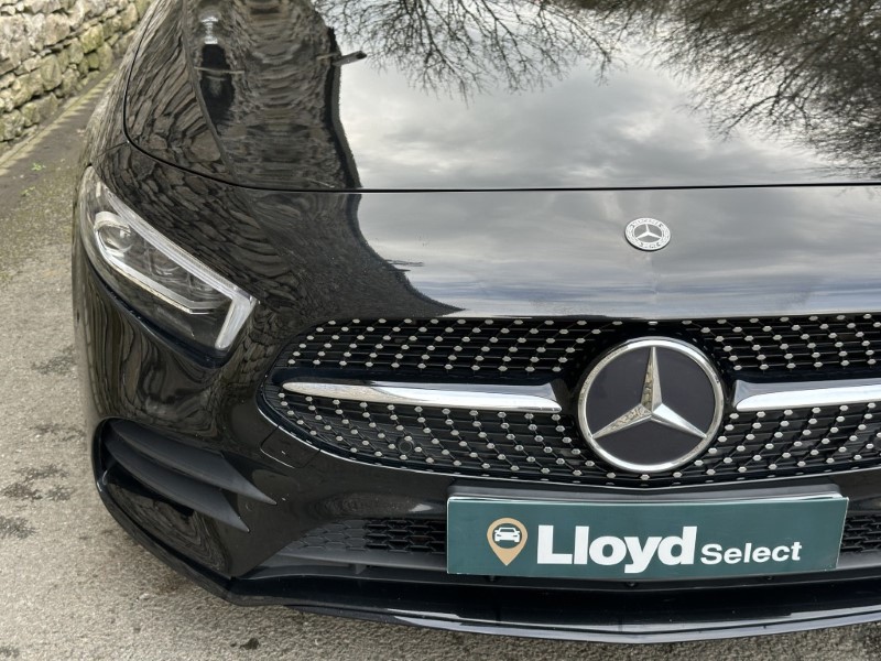 2022 (72) MERCEDES-BENZ A CLASS A180 AMG Line Premium Plus Night Edition 4dr Auto 5146604