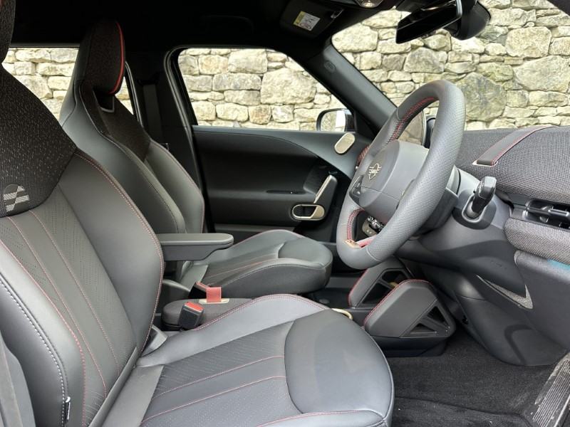 2026 (75) MINI ACEMAN 190kW John Cooper Works 54kWh 5dr Auto 5122943