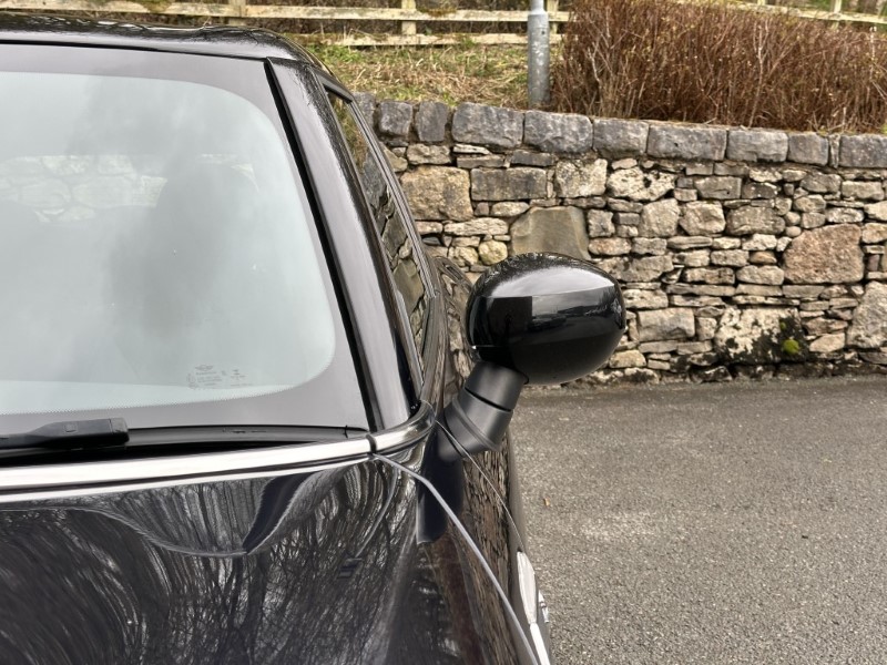 2022 (71) MINI CLUBMAN 2.0 [178] Cooper S Exclusive 6dr Auto [Comf/Nav PLUS] 5180909