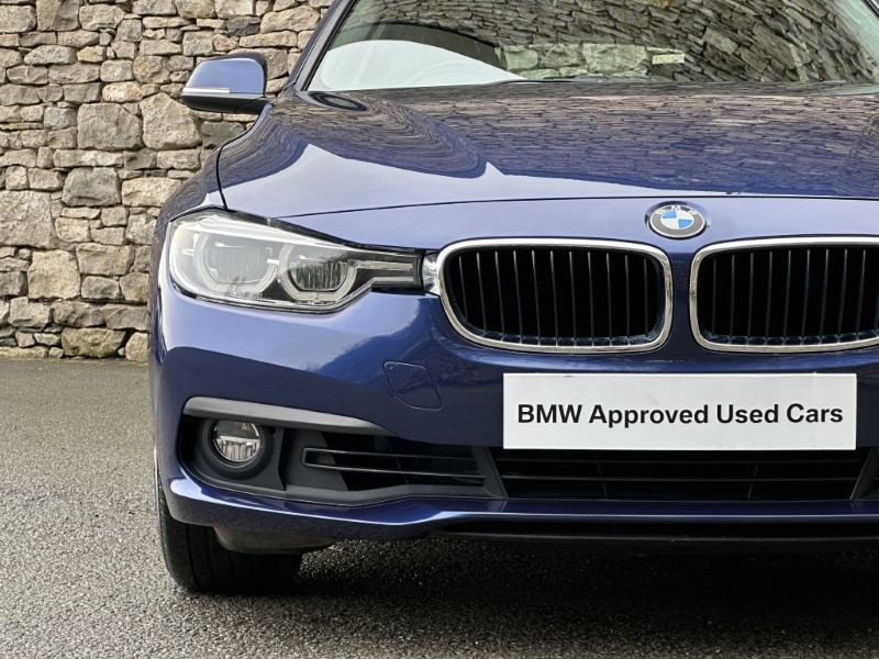 2018 (18) BMW 3 SERIES 320i xDrive SE 5dr Touring  5157443