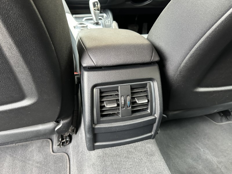 2018 (18) BMW 3 SERIES 320i xDrive SE 5dr Touring  5157427