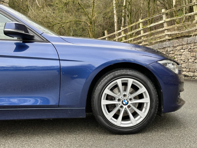 2018 (18) BMW 3 SERIES 320i xDrive SE 5dr Touring  5157447