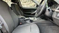 2018 (18) BMW 3 SERIES 320i xDrive SE 5dr Touring 5157392