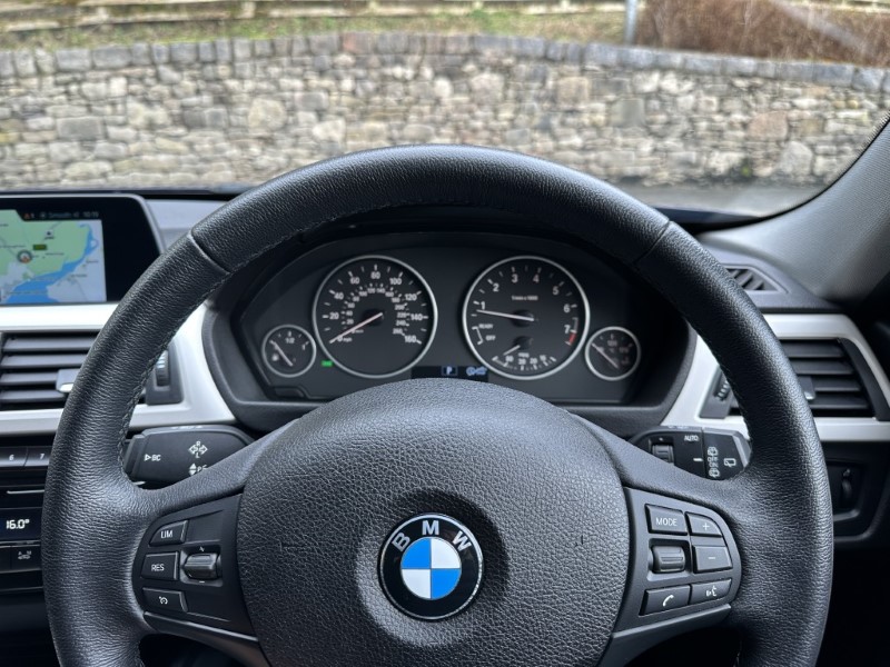 2018 (18) BMW 3 SERIES 320i xDrive SE 5dr Touring  5157439