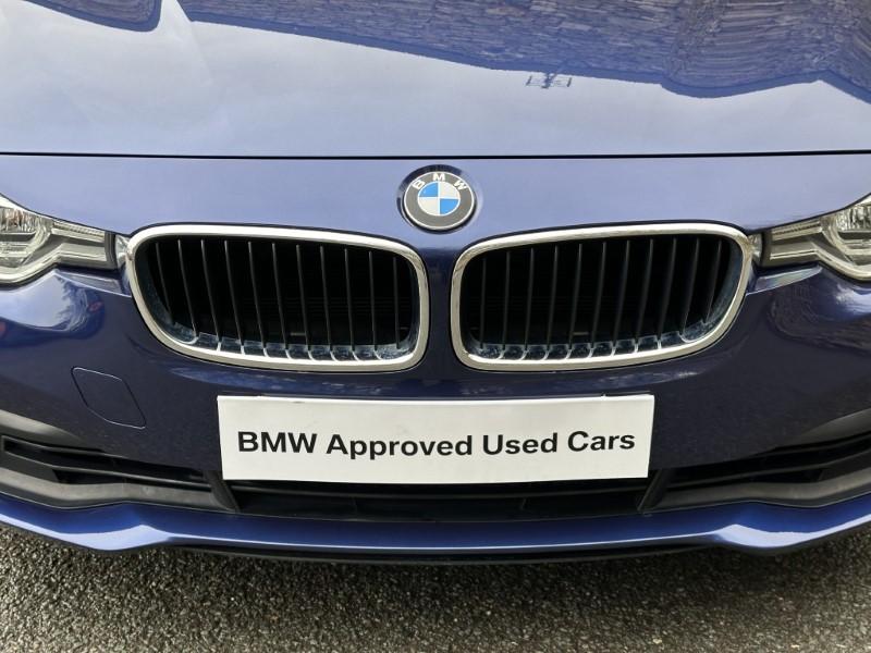 2018 (18) BMW 3 SERIES 320i xDrive SE 5dr Touring  5157444