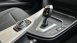 2018 (18) BMW 3 SERIES 320i xDrive SE 5dr Touring 5157401